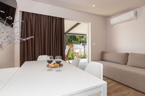 Mobile home Kastanjola - Unit 210663-16