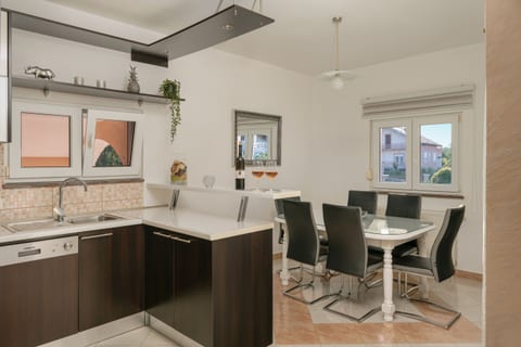 House Leonardo - Unit 210693-16