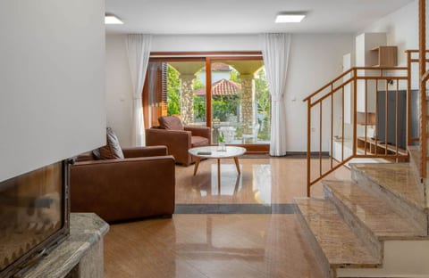 Villa Rita - Unit 210709-16