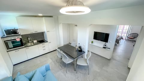 Apartments Rouge - Unit 210724-16