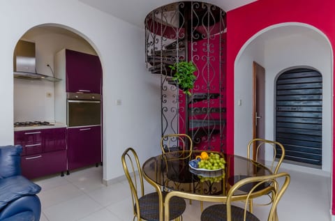House Zdenka - Unit 210730-16