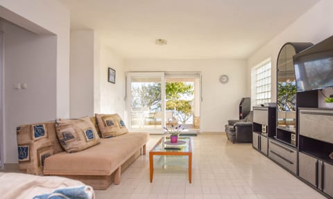 House Marrie Lou - Unit 210757-16