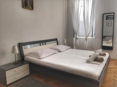 Apartments Tanya - Unit 210815-16
