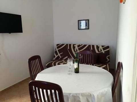 Apartments Tanya - Unit 210815-16