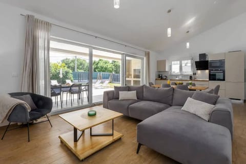 Villa Deluxe - Unit 210825-16