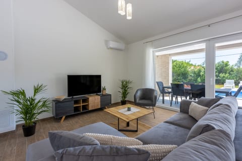 Villa Deluxe - Unit 210825-16