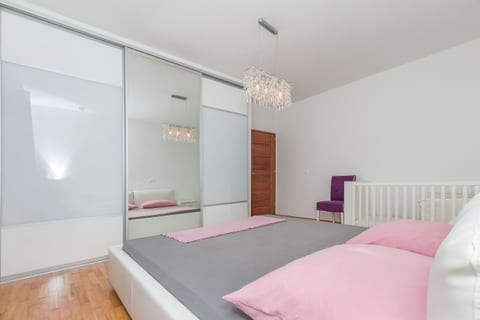 Apartment Mario - Unit 210835-16
