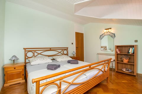 Apartments and Room Agiss with pool - Unit 210861-16