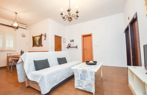 Apartments Studenac - Unit 210899-16