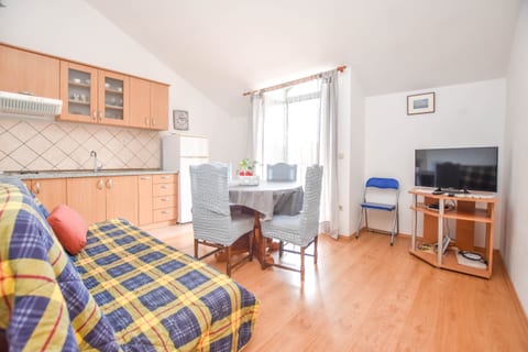 Apartments Studenac - Unit 210900-16