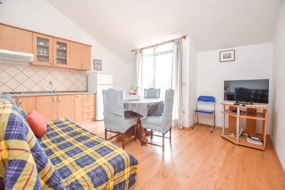 Apartments Studenac - Unit 210900-16