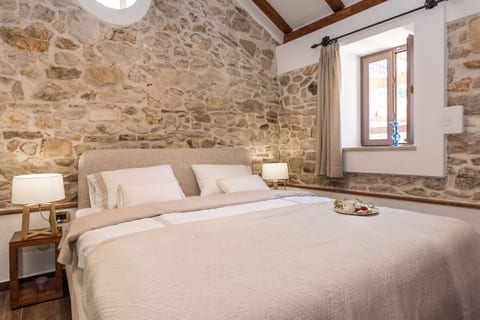 Villa Stone - Unit 210940-16