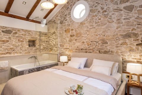 Villa Stone - Unit 210940-16