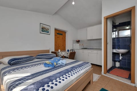 Apartments Robinzon Nikola - Unit 210953-16