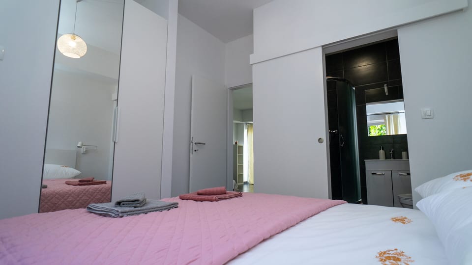 Apartments Annela - Unit 210956-16 - Croatia