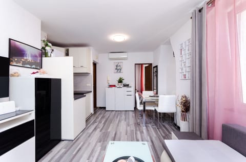 Apartment Mare - Unit 211081-16
