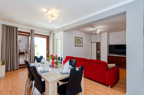 Apartments Mrs Brightside - Unit 211470-16