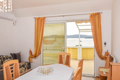 Apartments Dandelion - Unit 211095-16