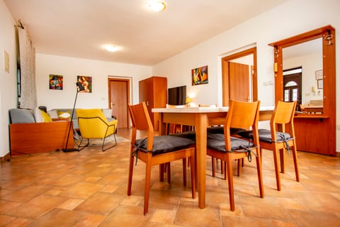 Apartments Sinisa - Unit 211188-16