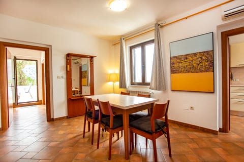 Apartments Sinisa - Unit 211188-16