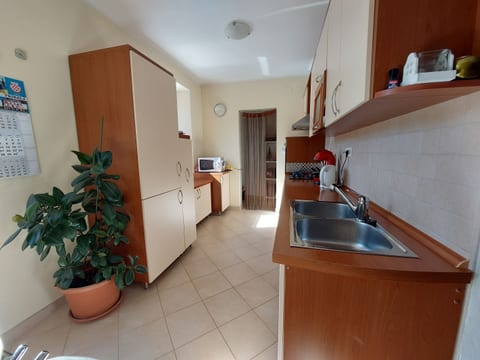 Apartment Niki - Unit 211209-16