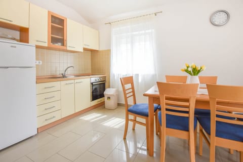 Apartment Jadranka - Unit 211221-16