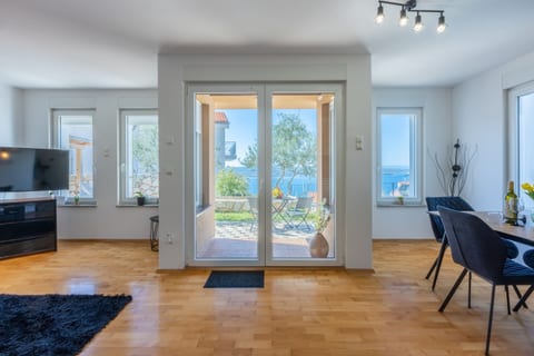 Apartment Deni - Unit 211239-16