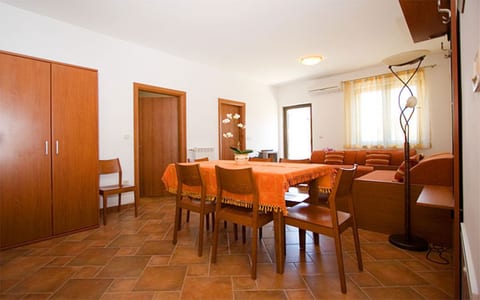 Apartments Natasa - Unit 211247-16