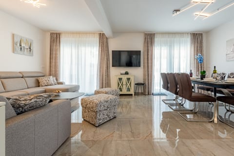 Villa Ursula - Unit 211322-16