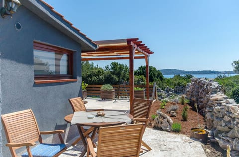 House Frane - Unit 211289-16