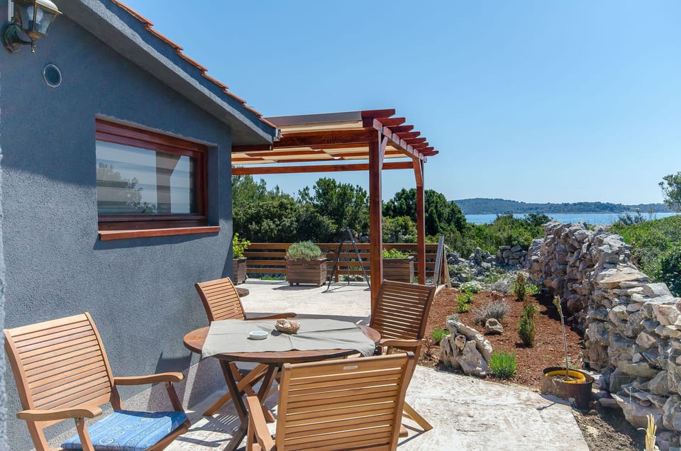 House Frane - Unit 211289-16