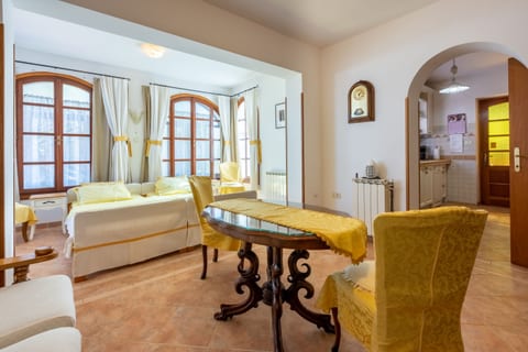Apartments MaVeRo - Unit 211301-16