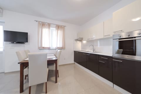 Apartments BoBo - Unit 211329-16