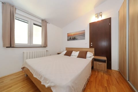 Apartments BoBo - Unit 211332-16