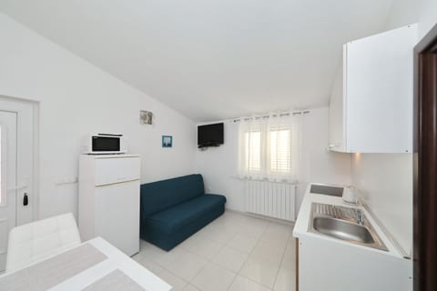 Apartments BoBo - Unit 211332-16