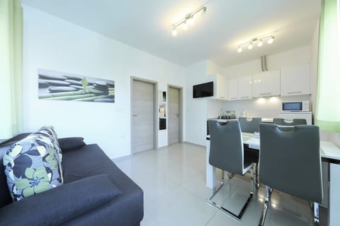 Apartments BoBo - Unit 211333-16
