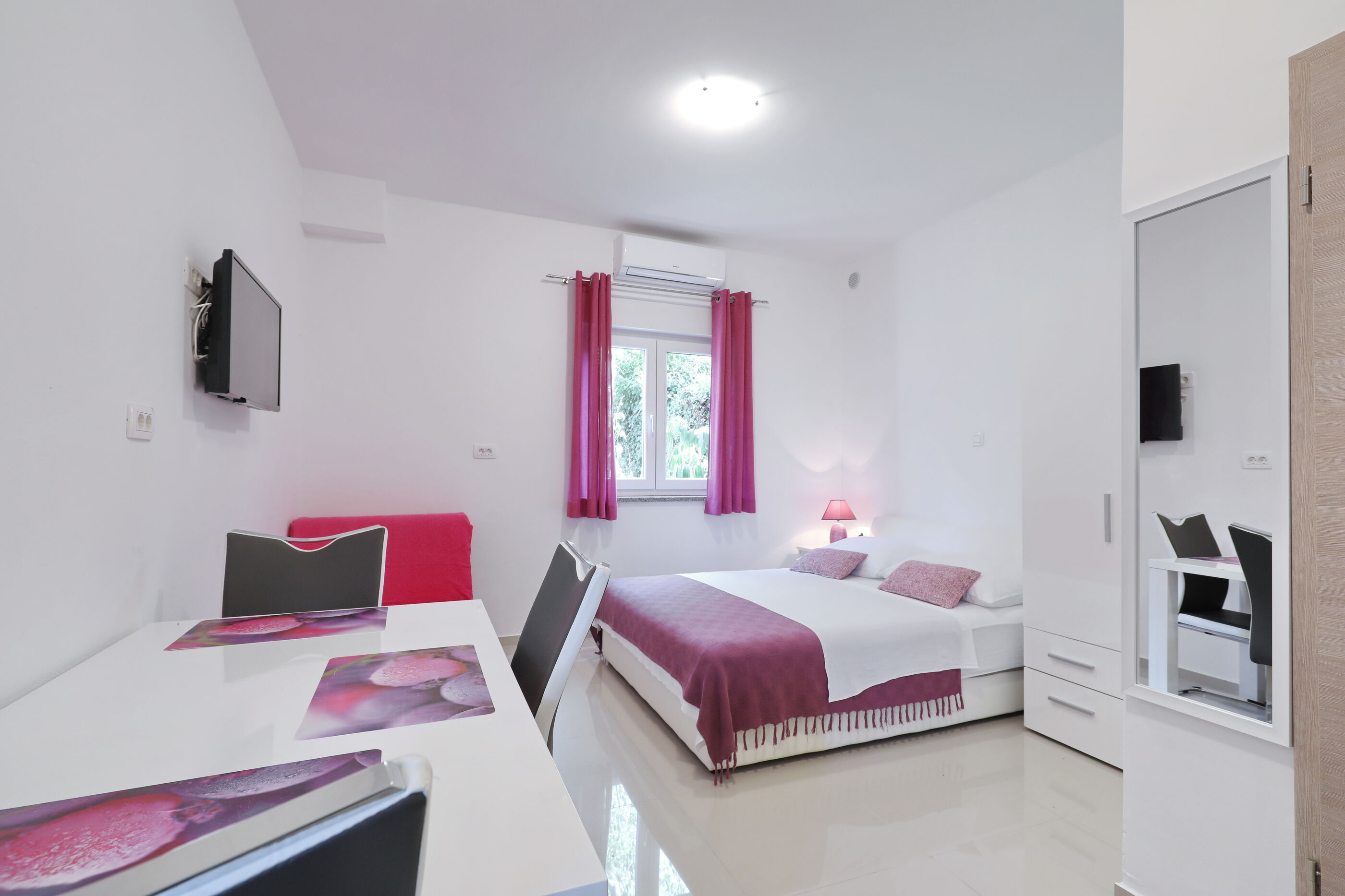 Apartments BoBo - Unit 211335-16