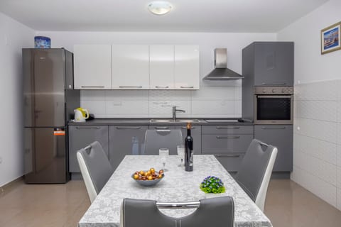 Apartments Mario - Unit 211372-16