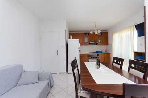 Apartments and Room Sime M - Unit 211405-16