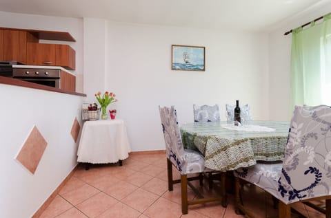 Apartments and Room Sime M - Unit 211406-16