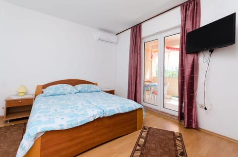 Apartments and Room Sime M - Unit 211407-16