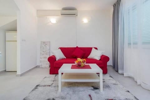 Apartment Burica - Unit 211473-16