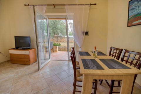 Apartment David - Unit 211495-16