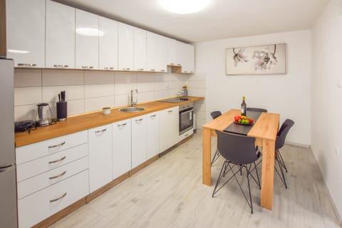 Apartments Toni - Unit 211530-16