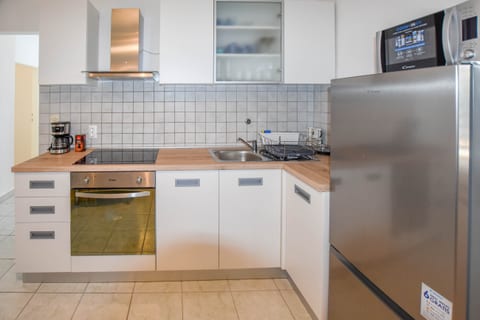 Apartment S and E - Unit 211533-16