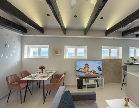 Apartment Royal studio - Unit 211545-16