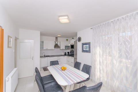 Apartment Vito - Unit 211552-16