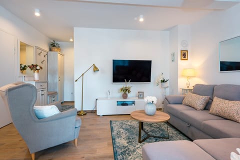 Apartment Mia - Unit 209746-5