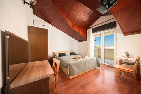 Apartment and Rooms Mrkovic Top Lokacija i Parking - Unit 211616-16