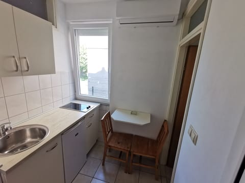 Apartment and Rooms Mrkovic Top Lokacija i Parking - Unit 211621-16